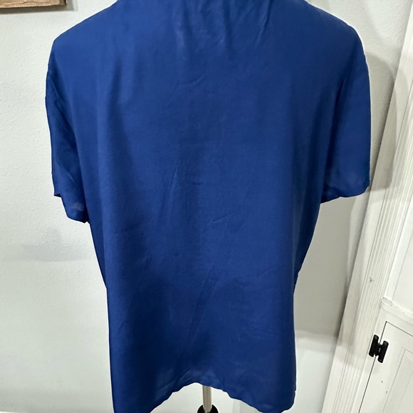 Vera Bradley Blue Tie Front Blouse with Short Sleeves - Picture 4 of 8